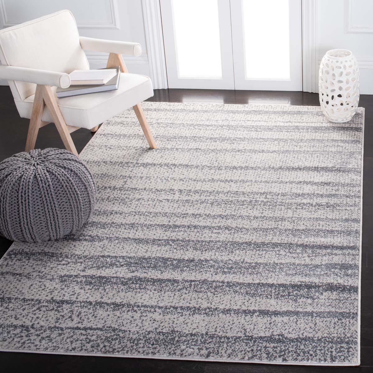Safavieh Carnegie 612 Rug, CNG612 - Ivory / Grey