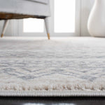 Safavieh Carnegie 619 Rug, CNG619 - Ivory / Grey