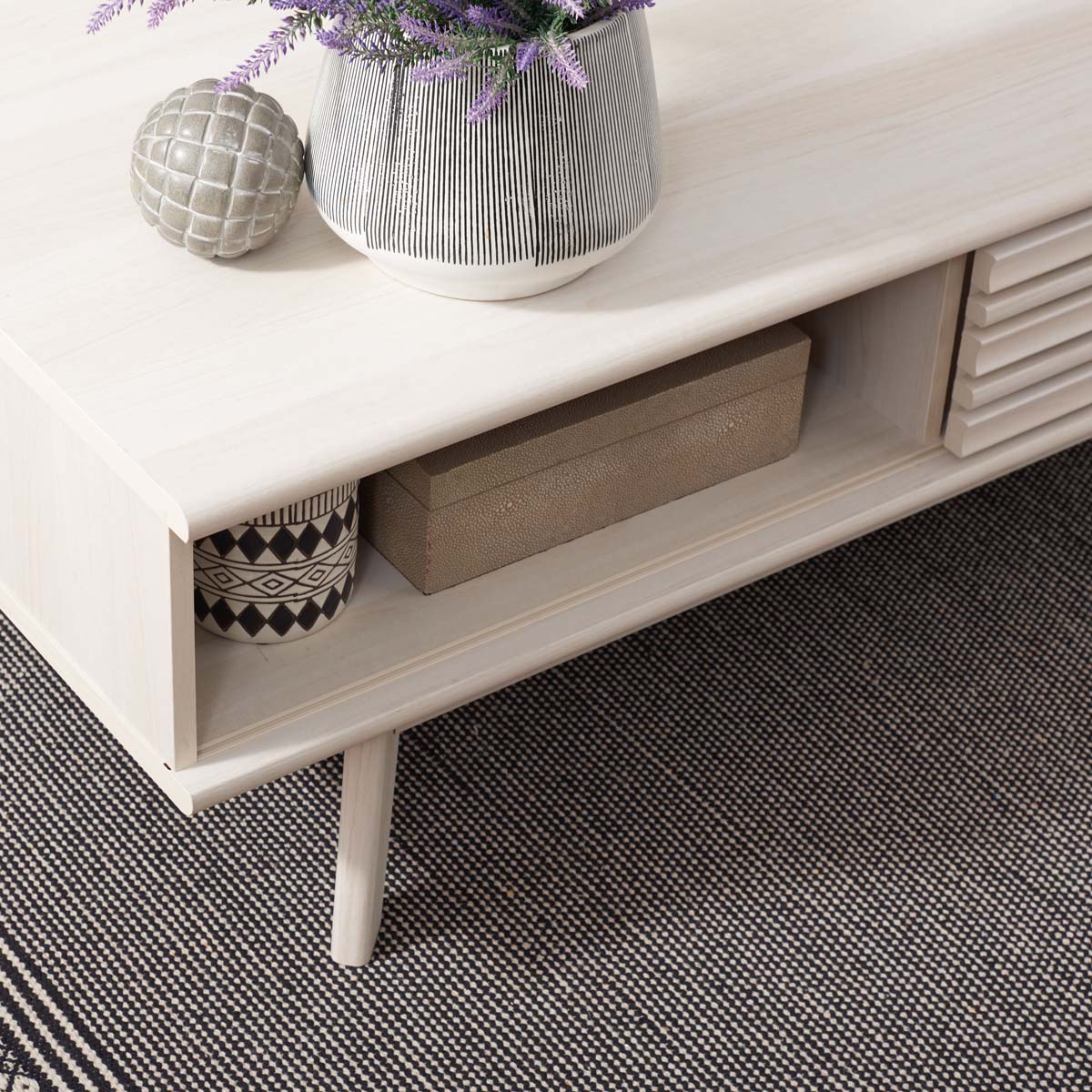 Safavieh Rori 1 Shelf Coffee Table , COF9600 - White