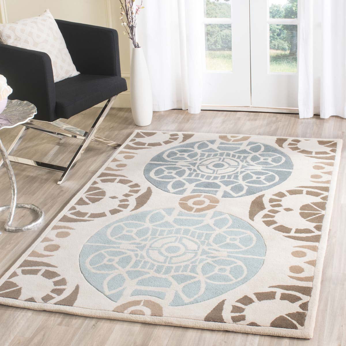 Safavieh Capri 353 Rug, CPR353 - Beige / Blue