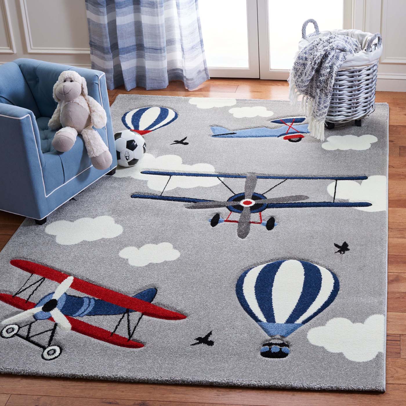 Safavieh Carousel Kids 137 Rug, CRK137 - Light Grey / Red