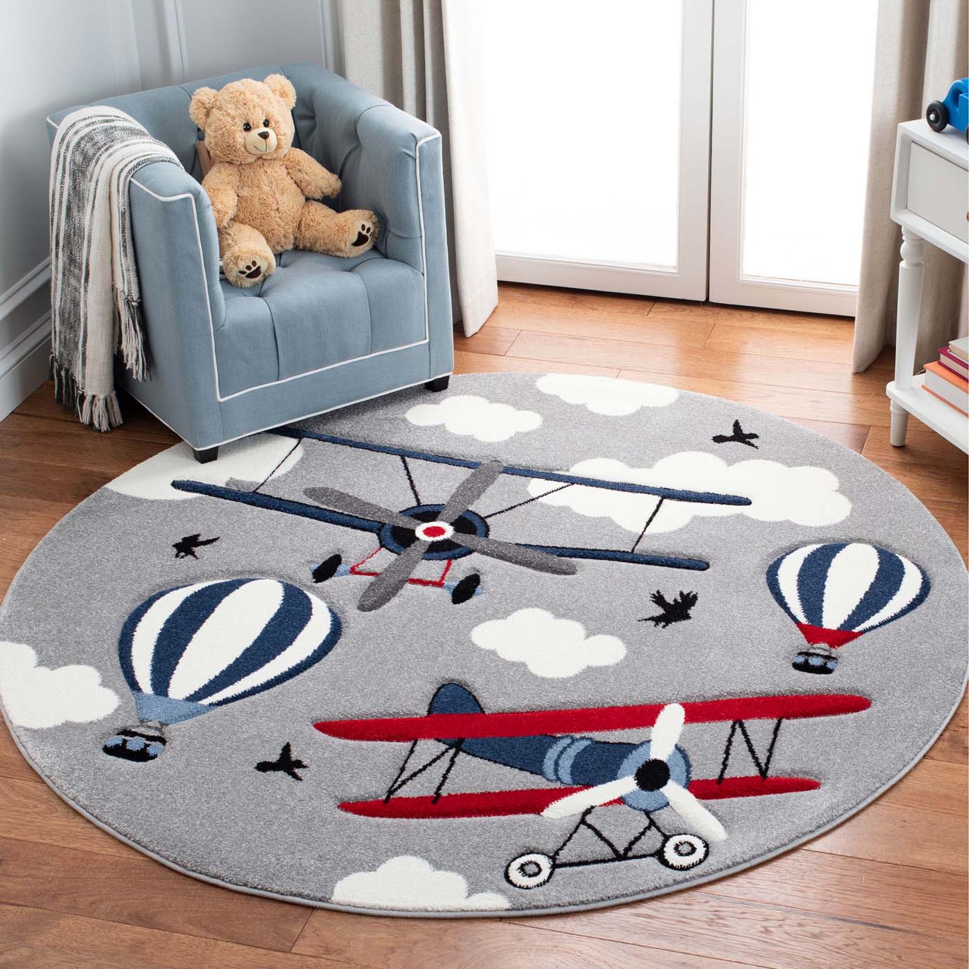 Safavieh Carousel Kids 137 Rug, CRK137 - Light Grey / Red