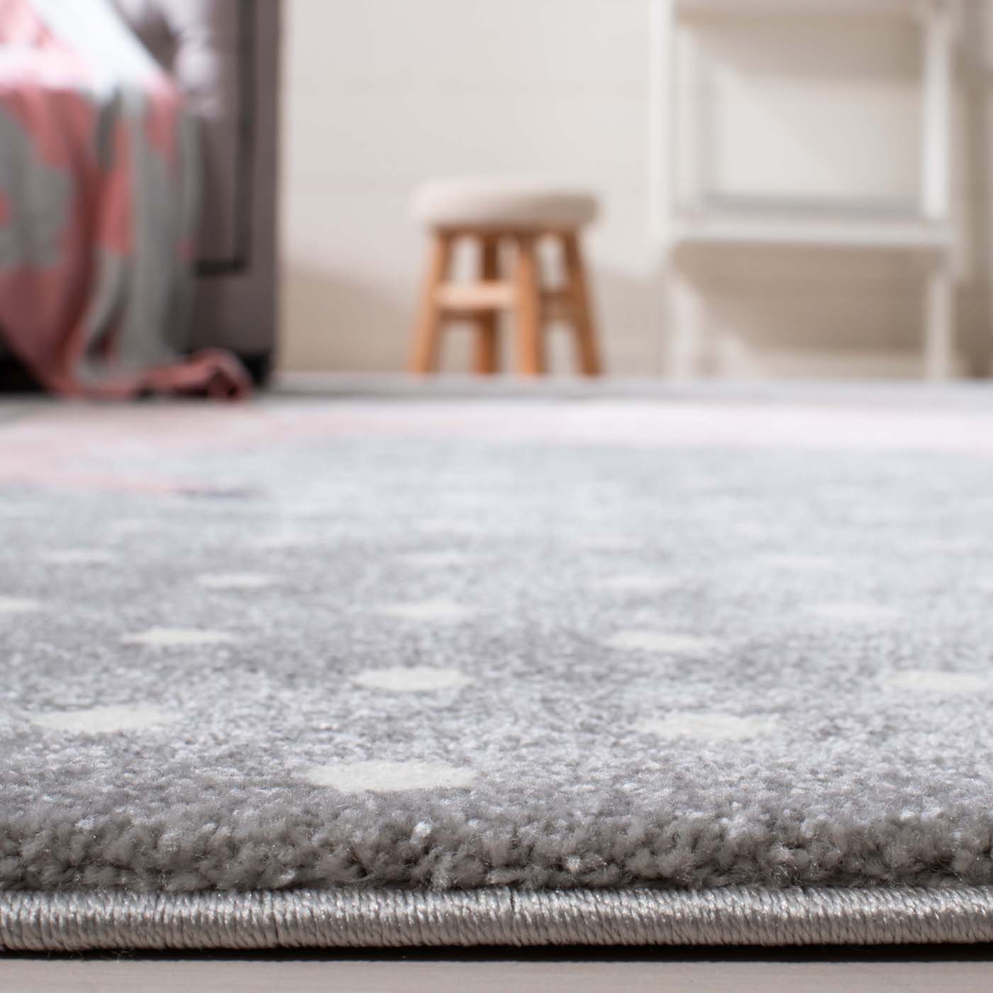 Safavieh Carousel Kids 163 Rug, CRK163 - Grey/Ivory / Pink