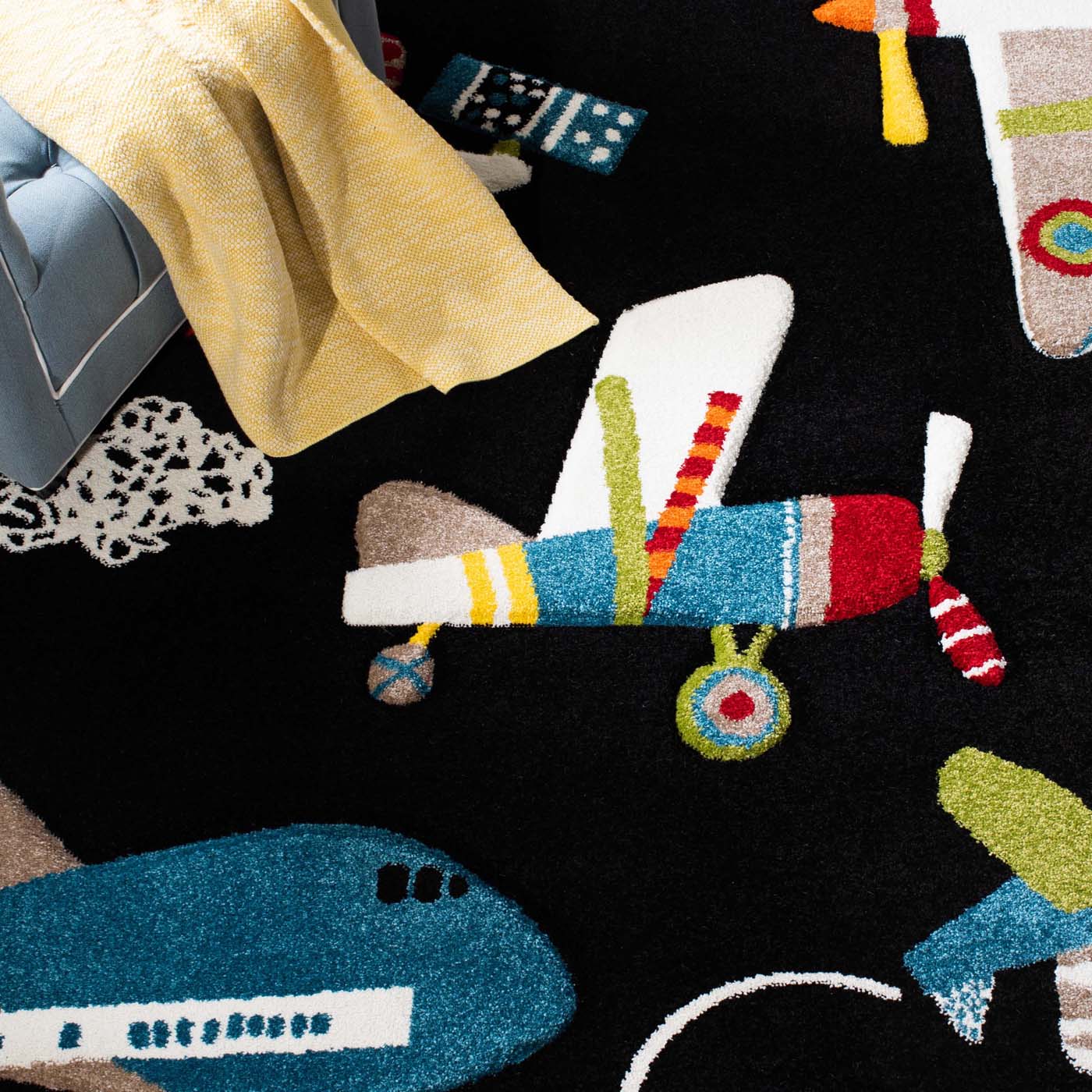 Safavieh Carousel Kids 167 Rug, CRK167 - Black / Ivory