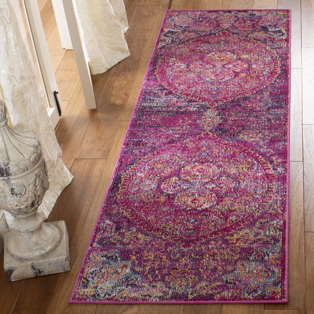 Safavieh Crystal 512 Rug, CRS512 - Fuchsia / Purple