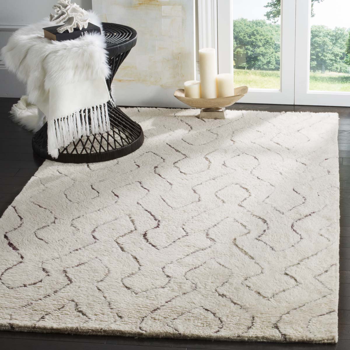 Safavieh Casablanca 211 Rug, CSB211 - Ivory / Multi