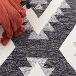 Safavieh Casablanca 226 Rug, CSB226 - Ivory / Black