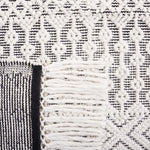 Safavieh Casablanca 276 Rug, CSB276 - Black / Ivory