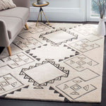 Safavieh Casablanca 303 Rug, CSB303 - Ivory / Grey