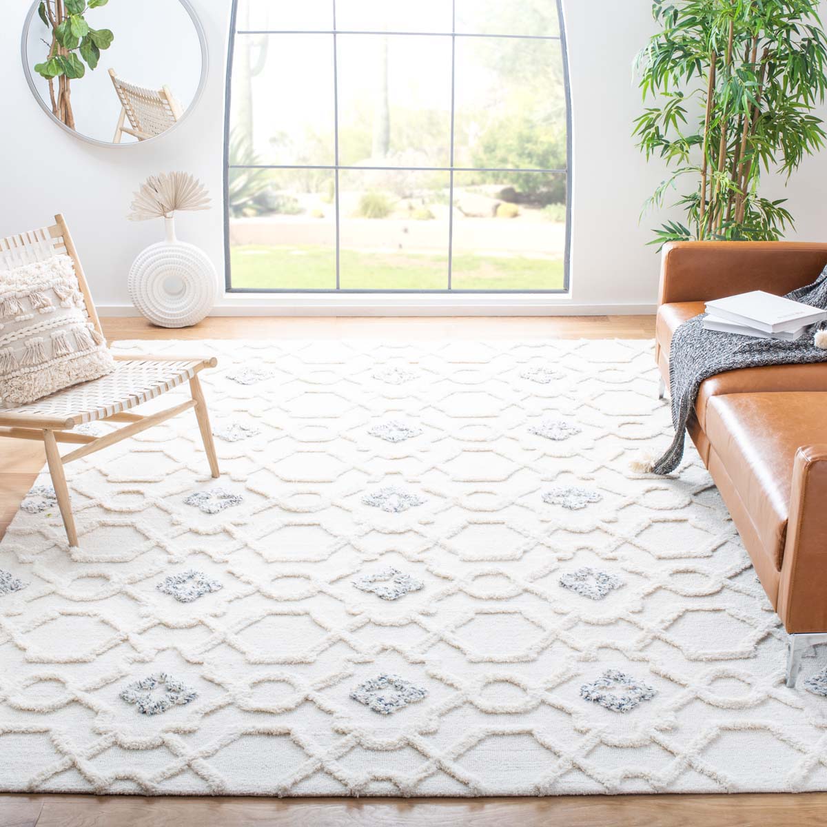 Safavieh Casablanca 375 Rug, CSB375 - Ivory