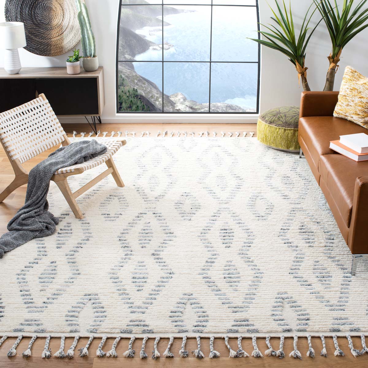 Safavieh Casablanca 406 Rug, CSB406 - Grey / Ivory