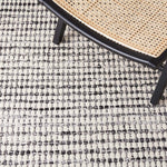 Safavieh Casablanca 425 Rug, CSB425 - Black / Ivory