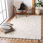 Safavieh Casablanca 455 Rug, CSB455 - Ivory