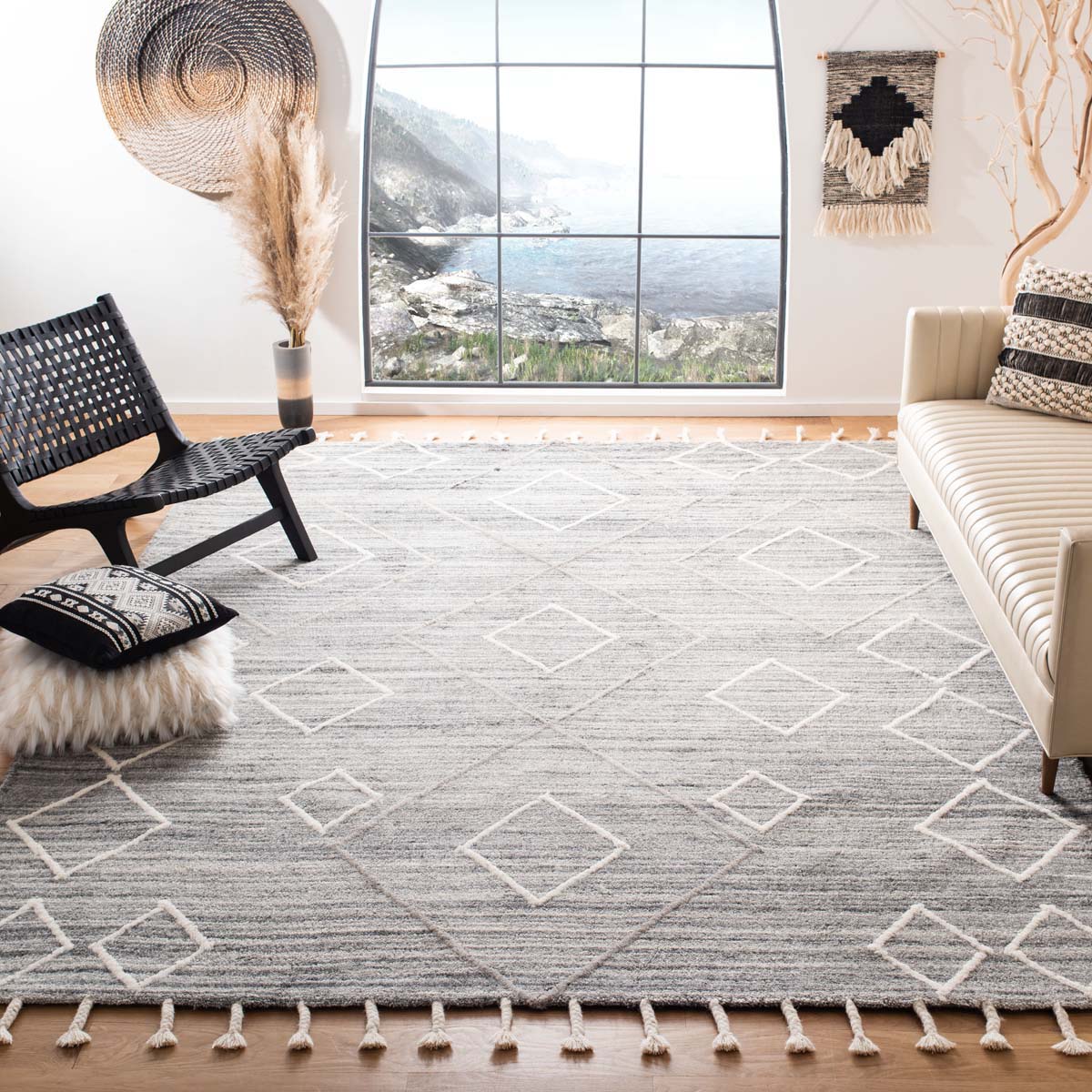 Safavieh Casablanca 460 Rug, CSB460 - Grey / Ivory