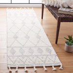 Safavieh Casablanca 490 Rug, CSB490 - Ivory / Grey
