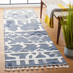 Safavieh Casablanca 523 Rug, CSB523 - Blue / Ivory