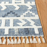 Safavieh Casablanca 523 Rug, CSB523 - Blue / Ivory
