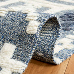 Safavieh Casablanca 523 Rug, CSB523 - Blue / Ivory