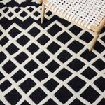 Safavieh Casablanca 524 Rug, CSB524 - Black / Ivory