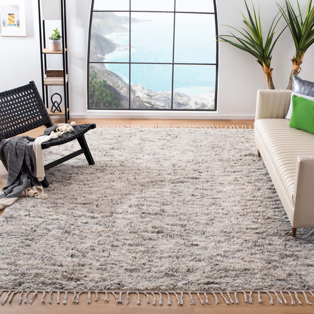 Safavieh Casablanca 552 Rug, CSB552 - Silver