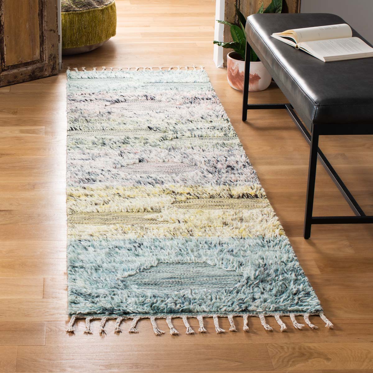 Safavieh Casablanca 555 Rug, CSB555 - Turquoise / Pink