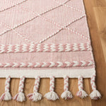 Safavieh Casablanca 575 Rug, CSB575 - Pink / Ivory