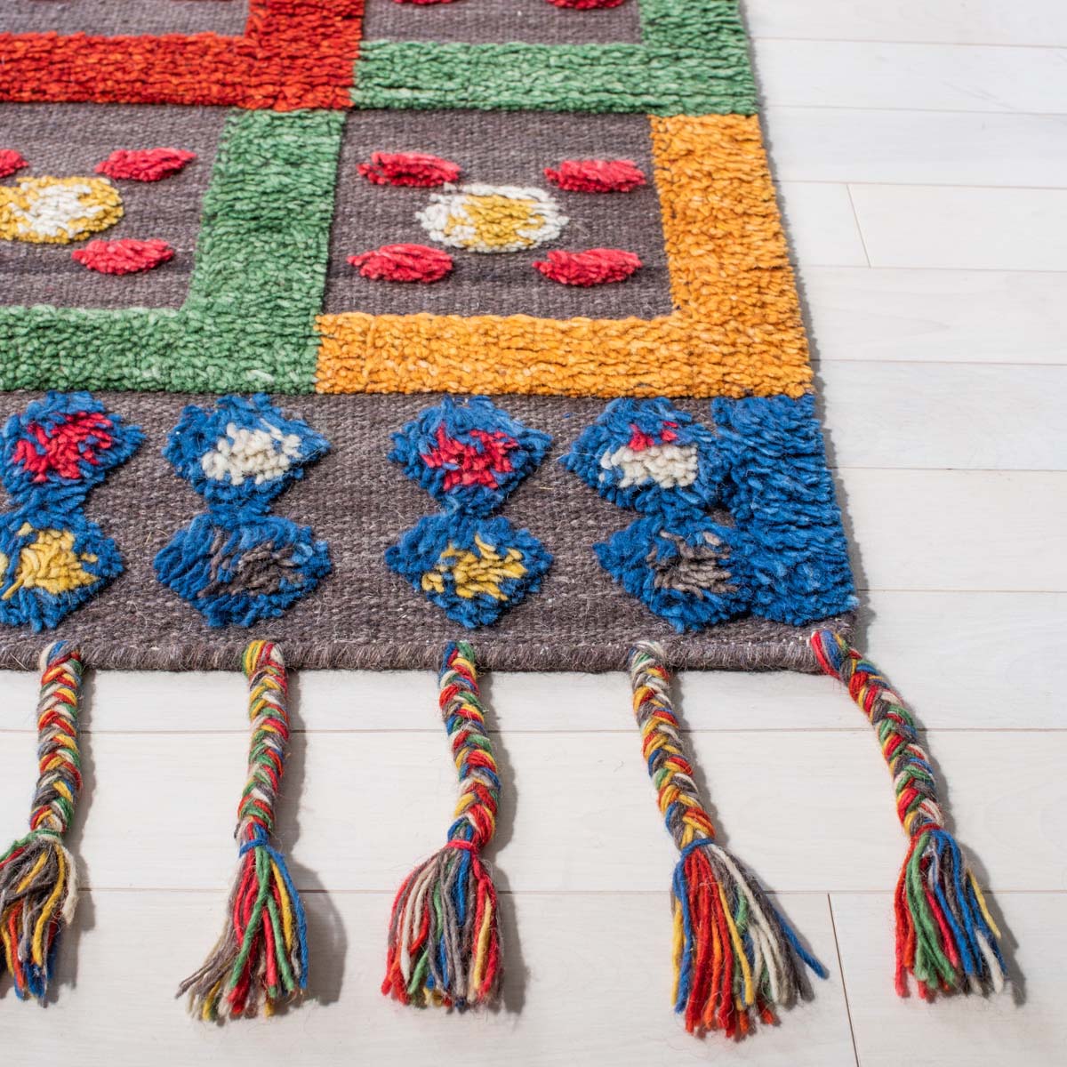 Safavieh Casablanca 576 Rug, CSB576 - Blue / Green