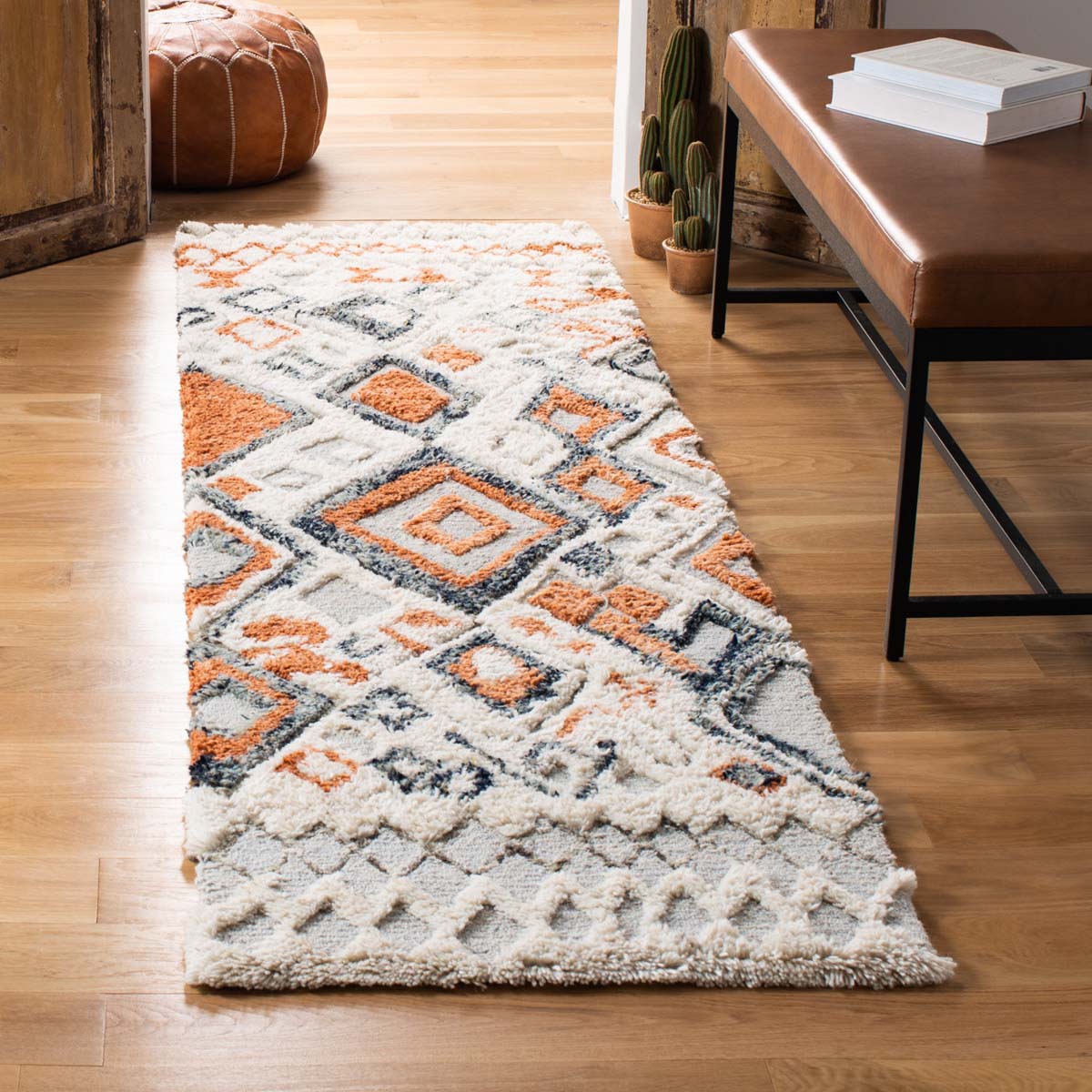 Safavieh Casablanca Shag 618 Rug, CSB618 - Ivory / Brown