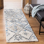 Safavieh Casablanca Shag 638 Rug, CSB638 - Black / Ivory