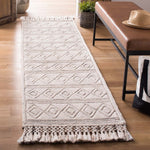 Safavieh Casablanca 658 Rug, CSB658 - Silver