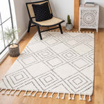 Safavieh Casablanca 676 Rug, CSB676 - Ivory / Black