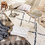 Safavieh Casablanca 726 Rug, CSB726 - Ivory / Grey