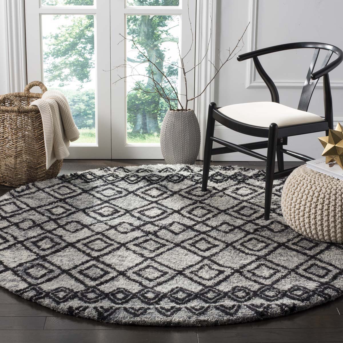 Safavieh Casablanca 845 Rug, CSB845 - Grey / Charcoal