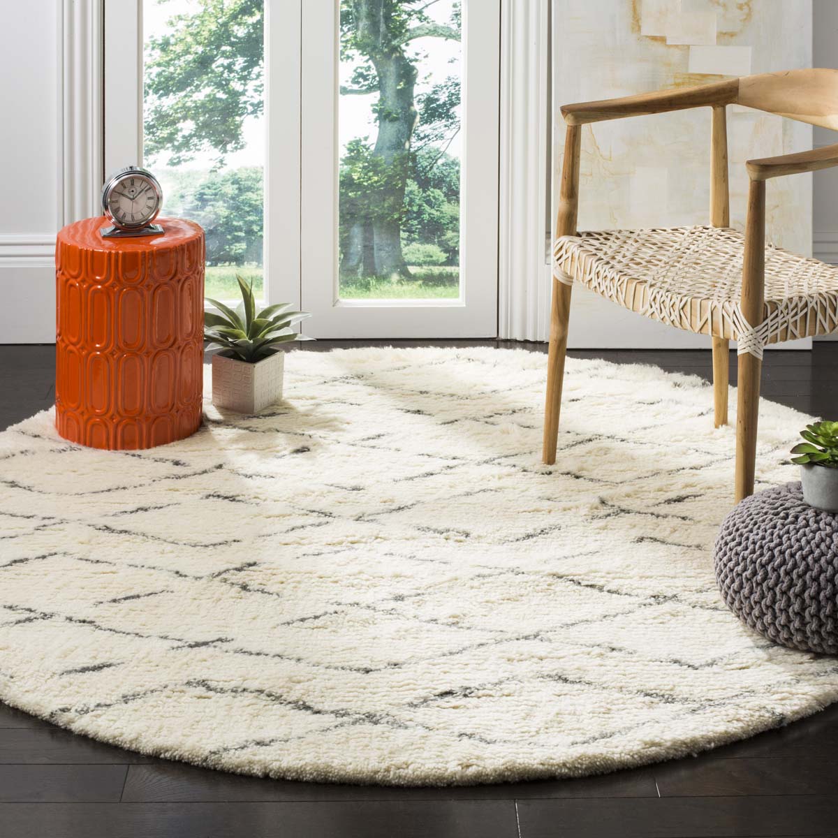 Safavieh Casablanca 847 Rug, CSB847 - Ivory / Grey