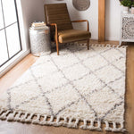 Safavieh Casablanca 951 Rug, CSB951 - Grey / Ivory