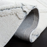 Safavieh Casablanca 976 Rug, CSB976 - Ivory