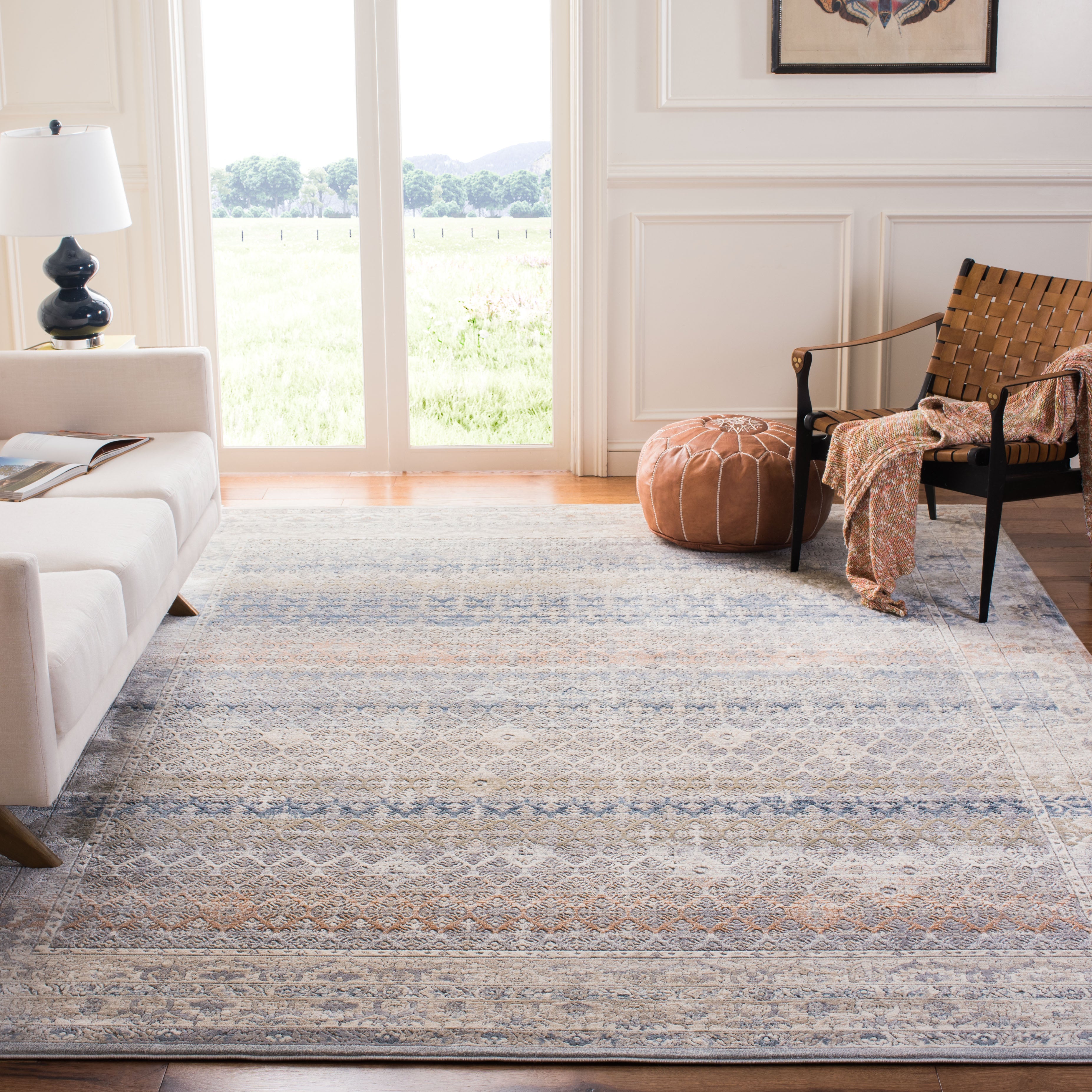 Safavieh Cosmopolitan 646 Rug, CSM646 - Cream / Grey