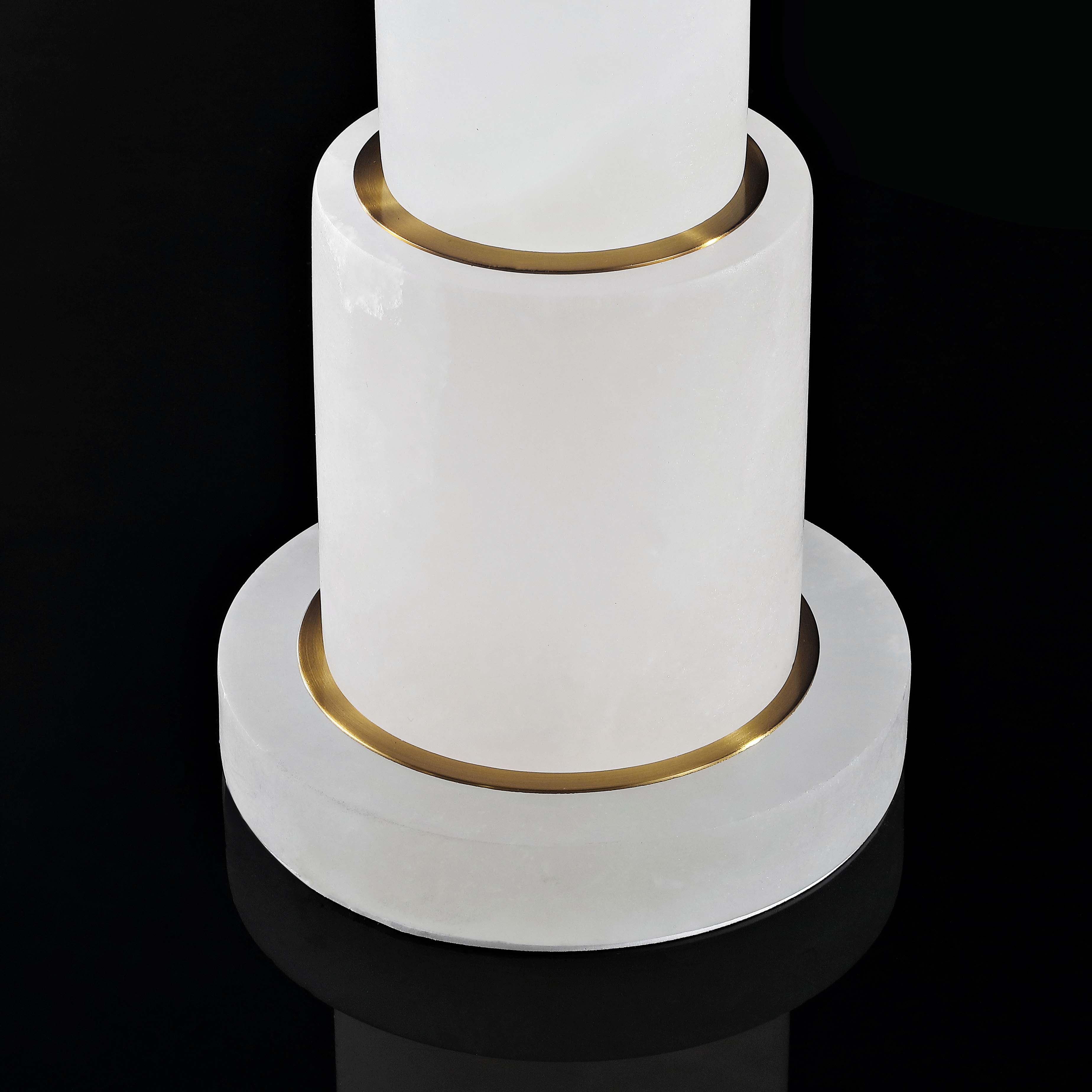 White / Gold - White / Gold