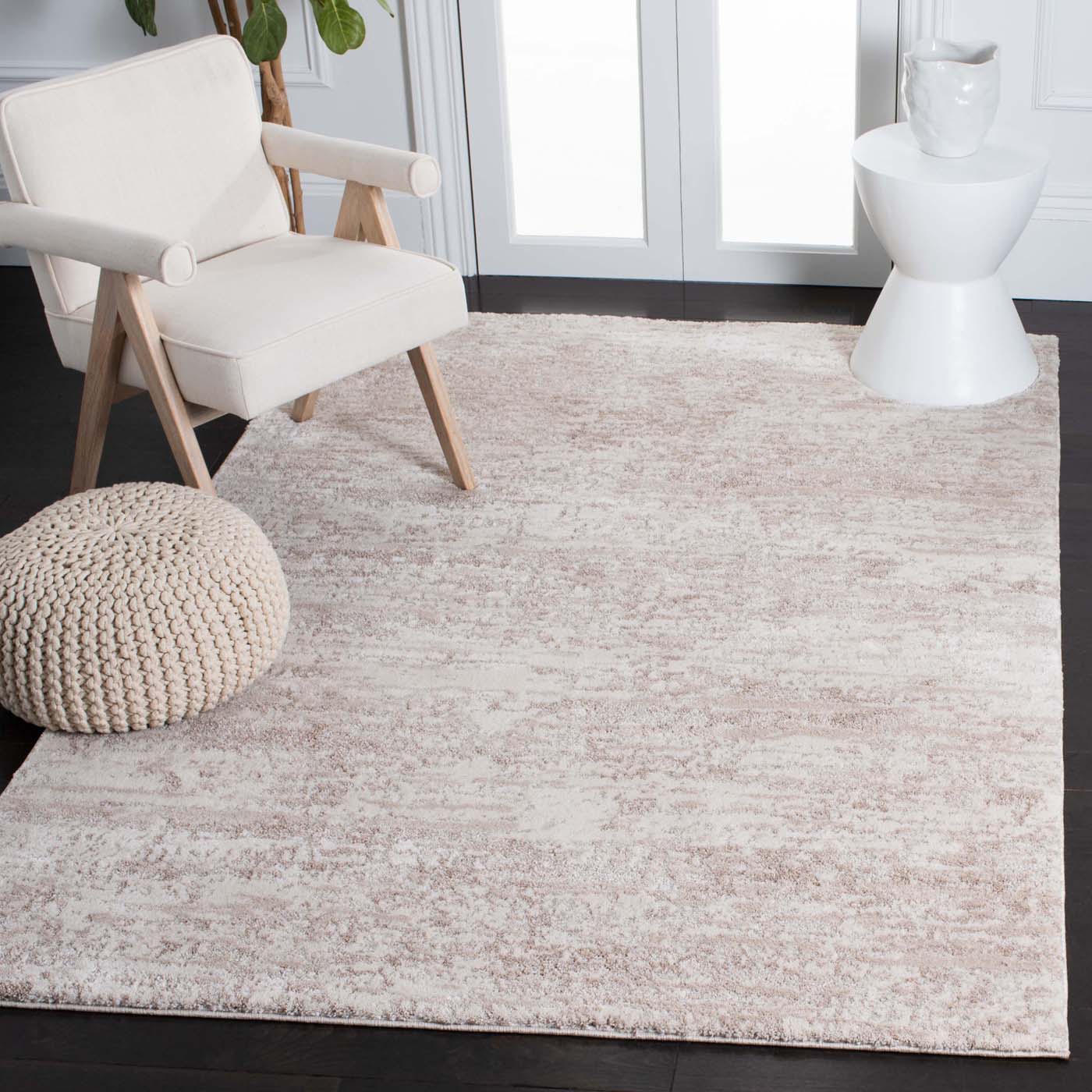 Safavieh Century 350 Rug, CTY350 - Ivory / Beige