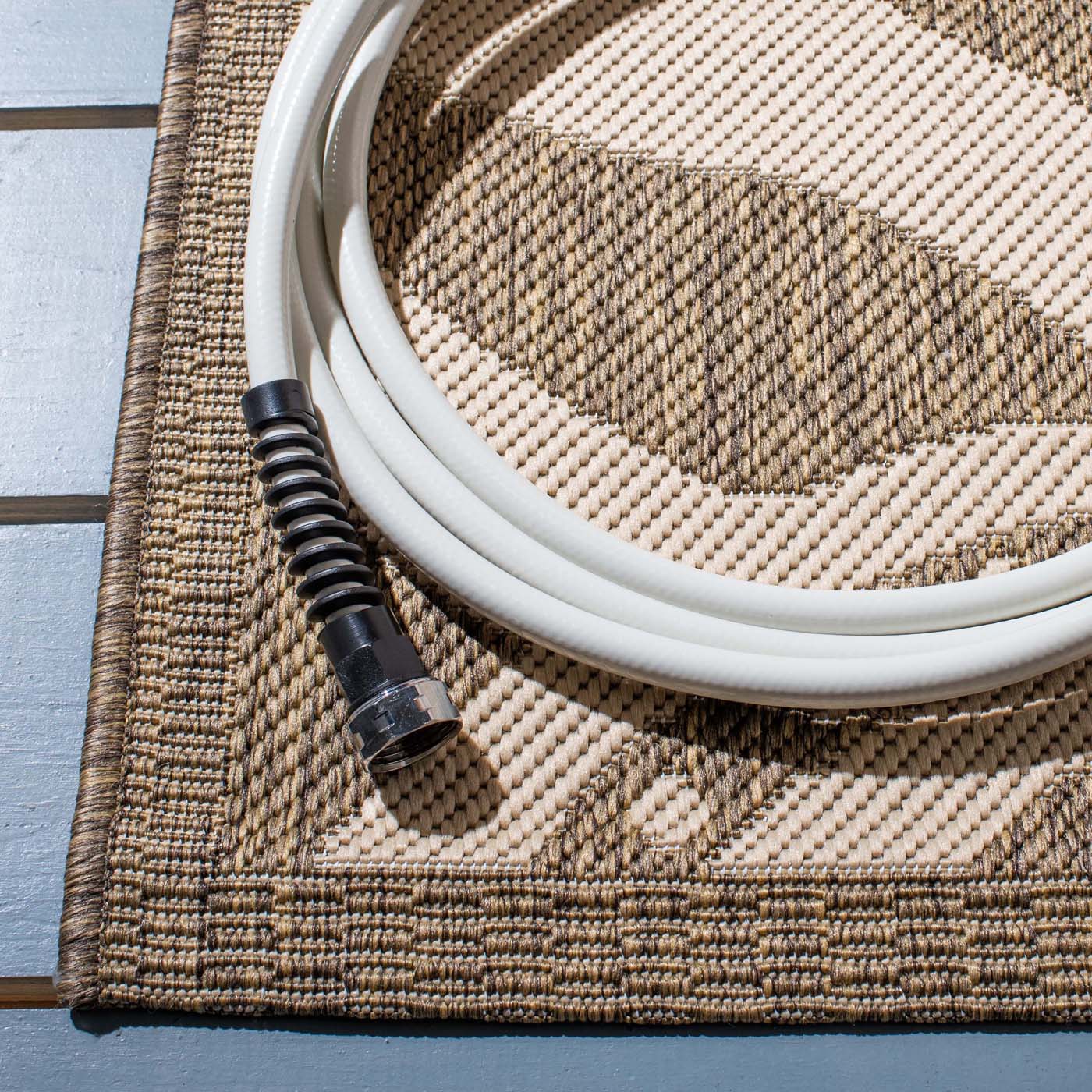 Safavieh Courtyard 2961 Natural Rug, CY2961 - Brown / Natural