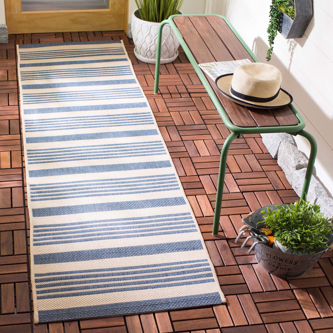 Safavieh Courtyard 062 Rug, CY6062 - Beige / Blue