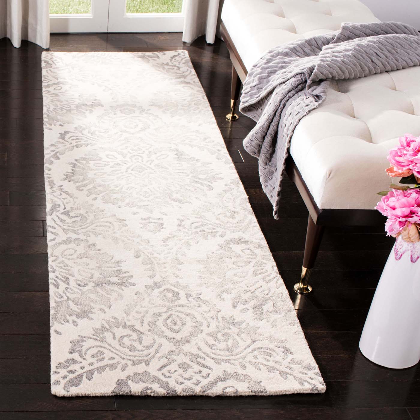 Safavieh Dip Dye 210 Rug, DDY210 - Silver / Ivory