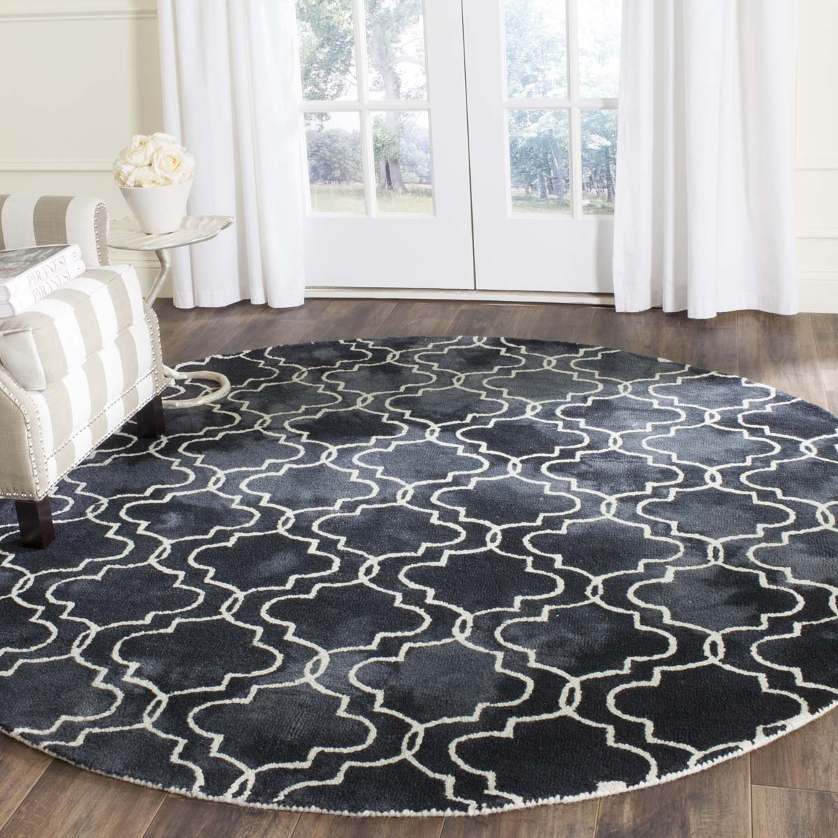 Safavieh Dip Dye 676 Rug, DDY676 - Graphite / Ivory