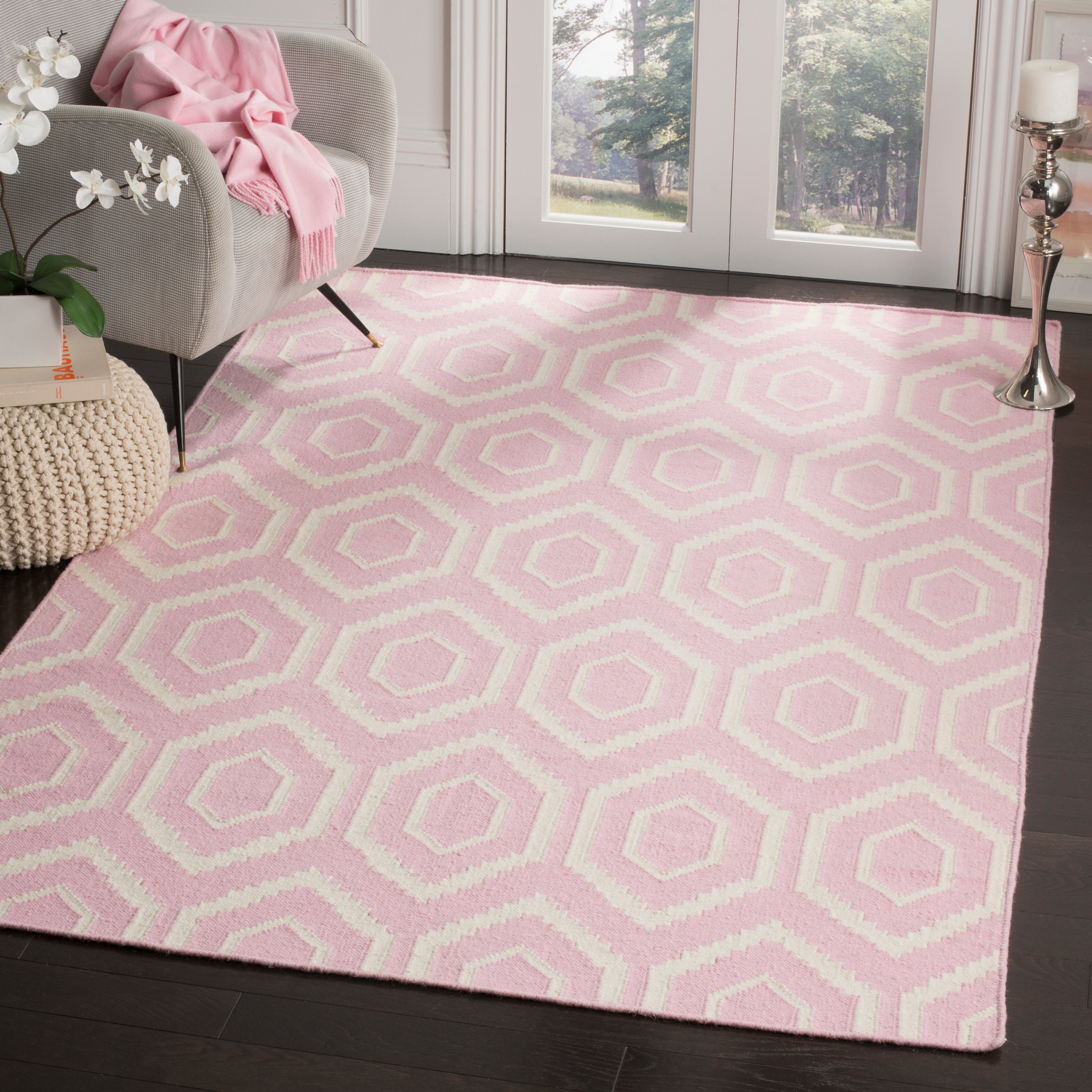 Safavieh Dhurries 556 Rug, DHU556 - Pink / Ivory
