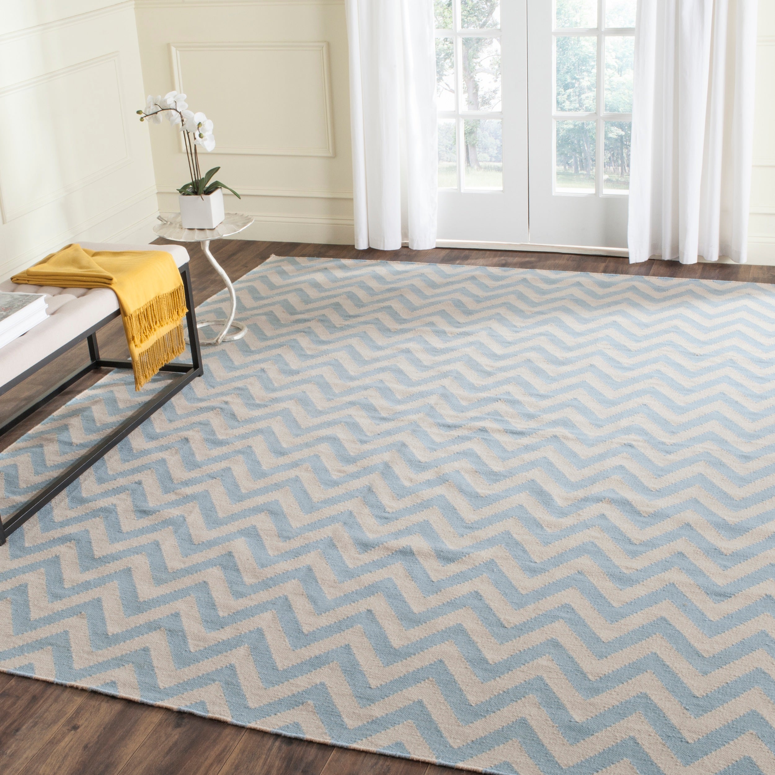 Safavieh Dhurries 557 Rug, DHU557 - Blue / Ivory