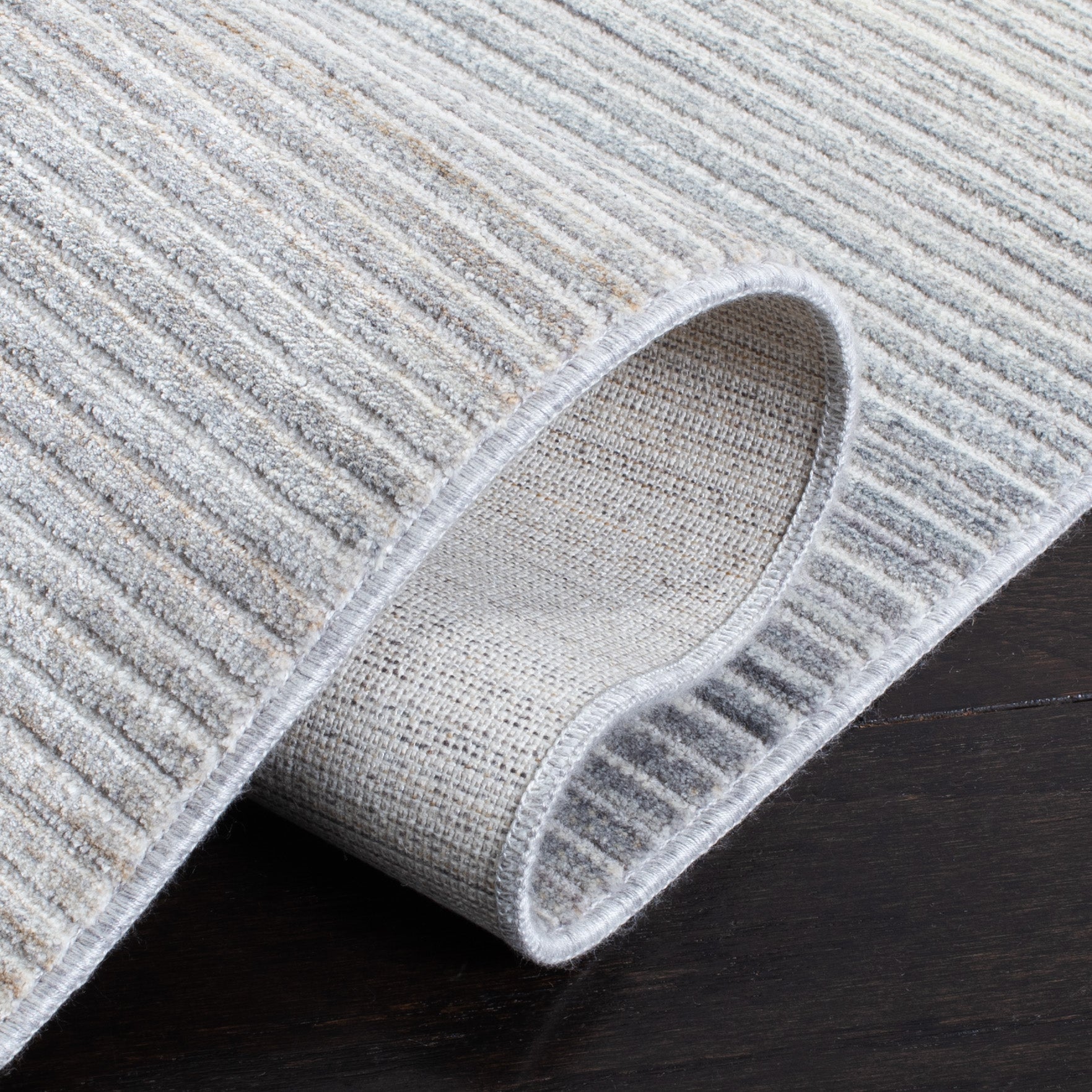 Safavieh Dream 472 Rug, DRM472 - Grey / Ivory