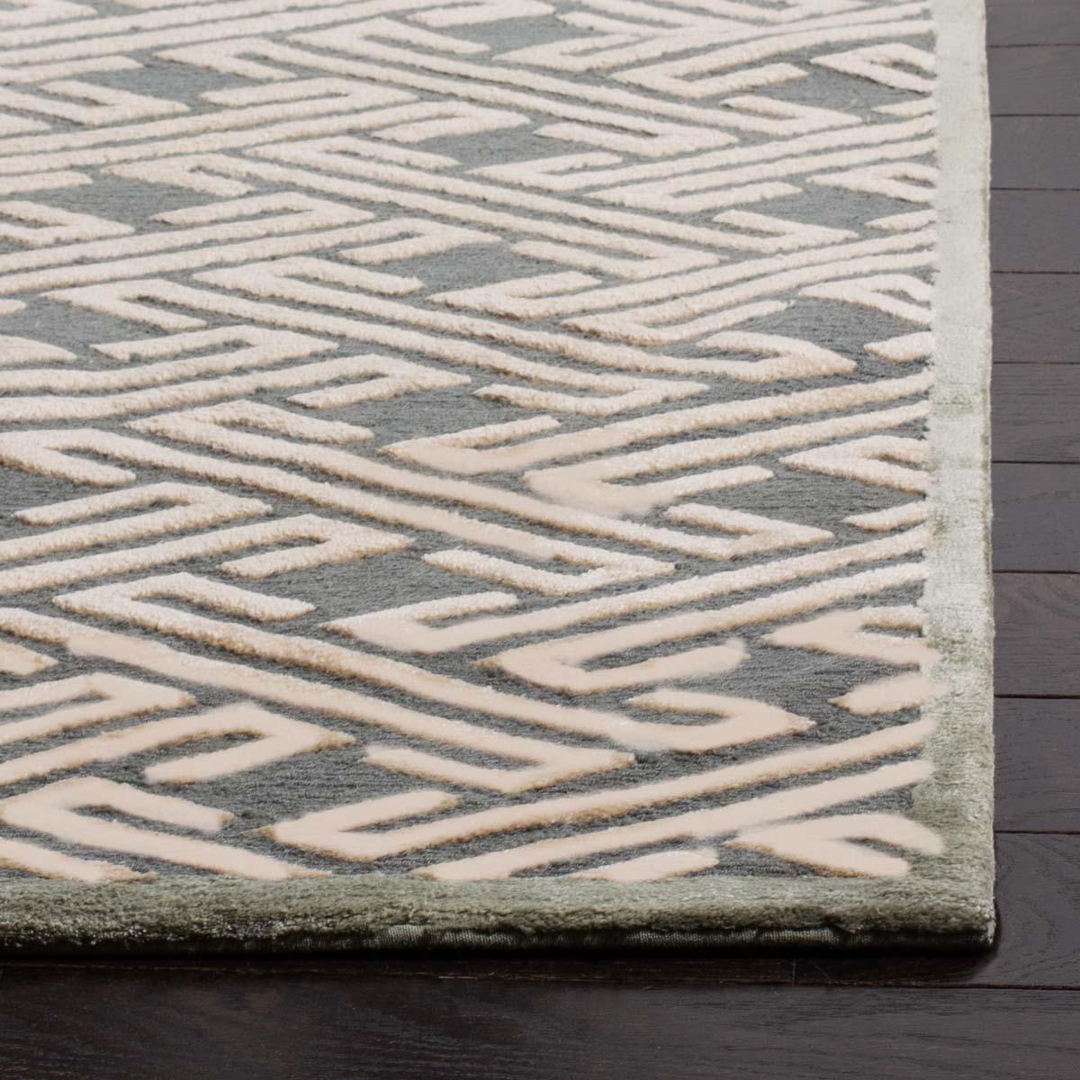 Safavieh Nepalese 474 Rug, DVE474 - Slate Blue / Cream