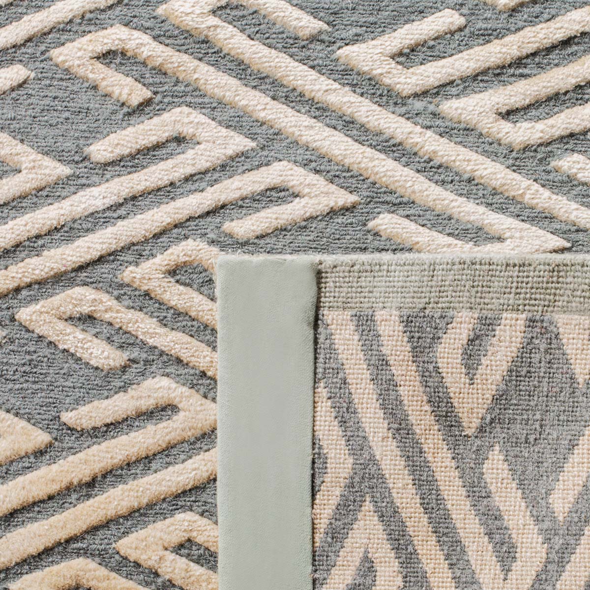 Safavieh Nepalese 474 Rug, DVE474 - Slate Blue / Cream