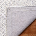 Safavieh Ebony 101 Rug, EBN101 - Black / Ivory