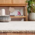 Safavieh Ebony 102 Rug, EBN102 - Pink / Ivory